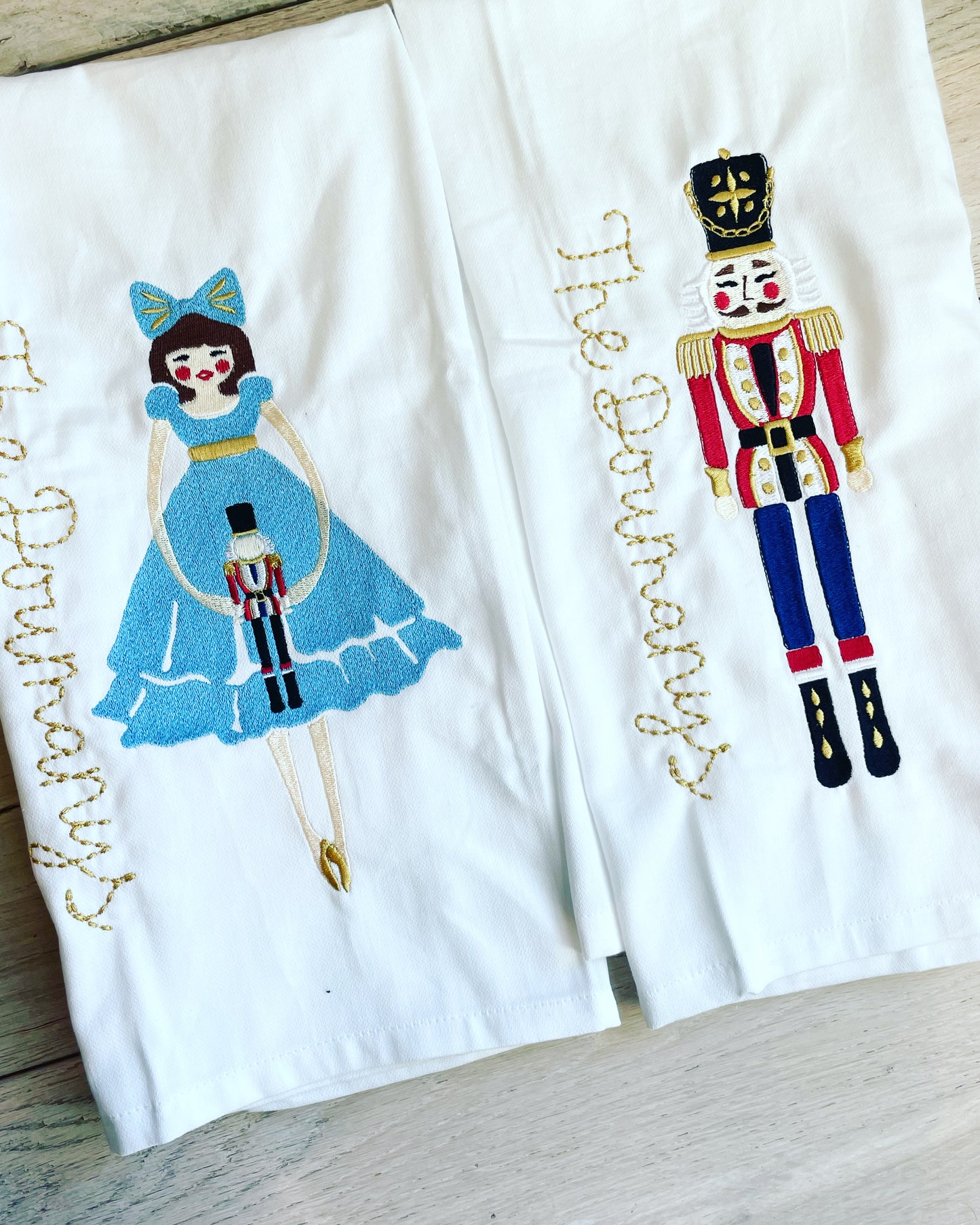 Holiday towels