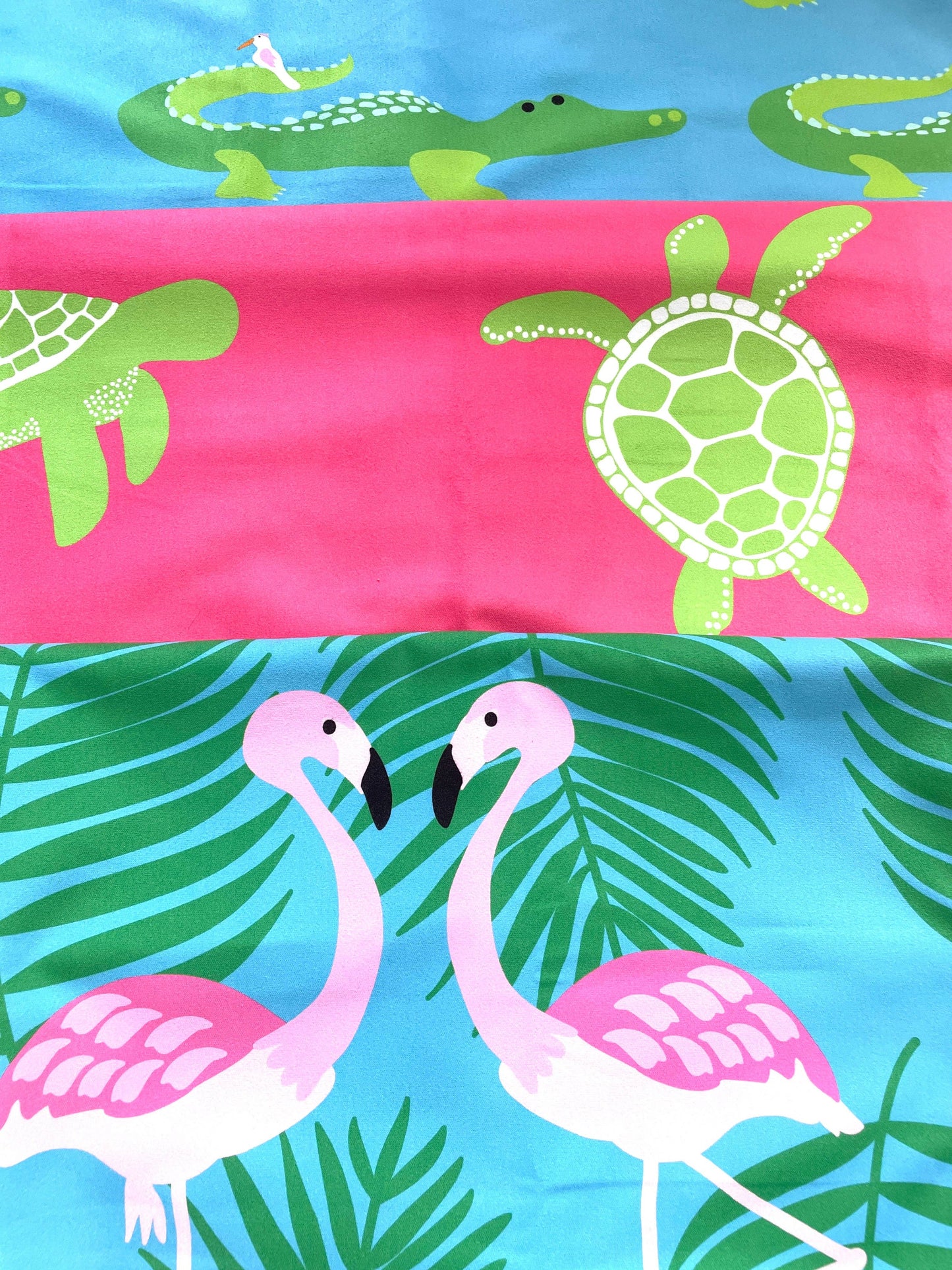 Sea Turtle Soirée quick dry towel